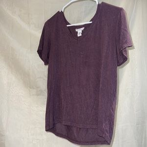 Purple distressed v neck cropped t shirt size medium